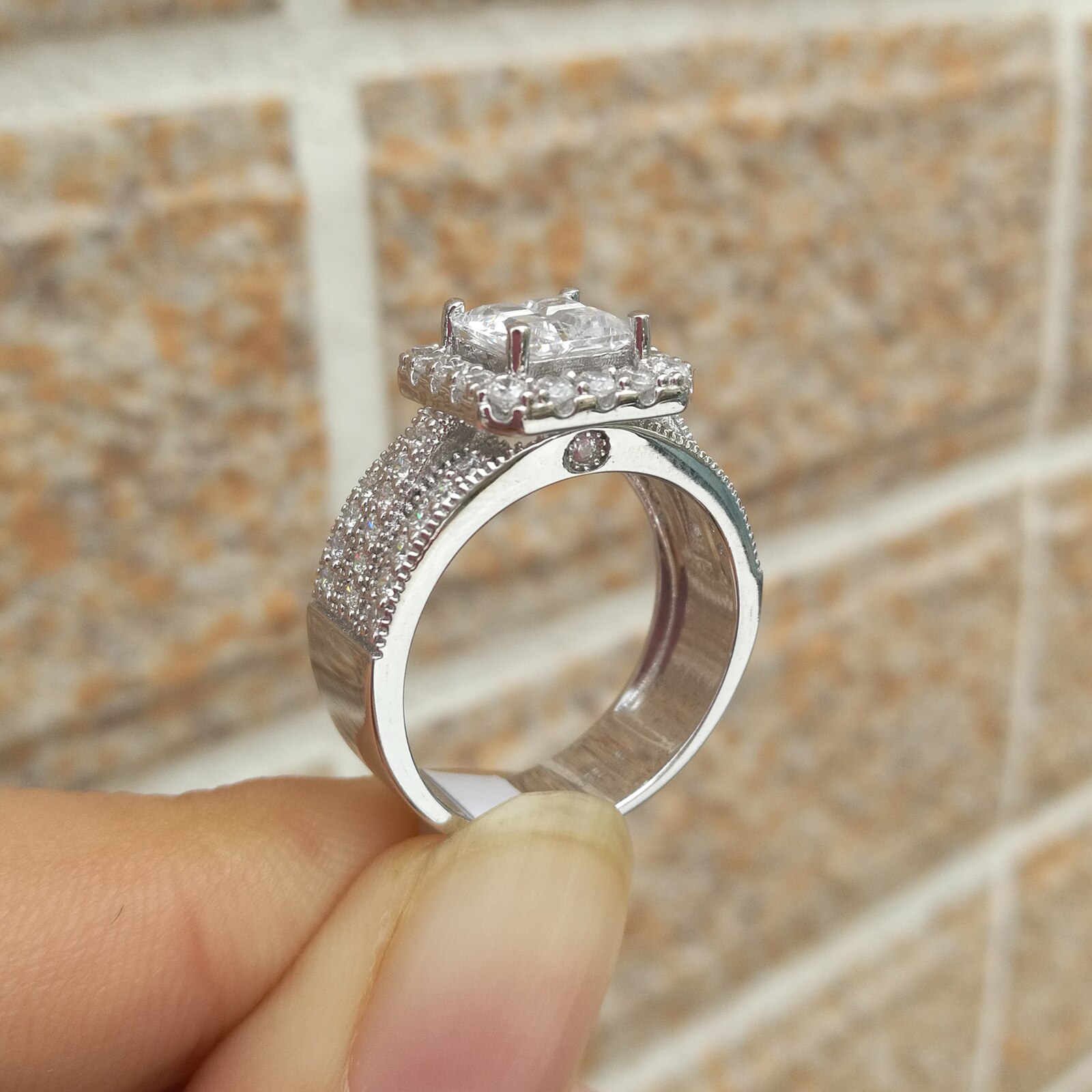 9940-12180c.jpg